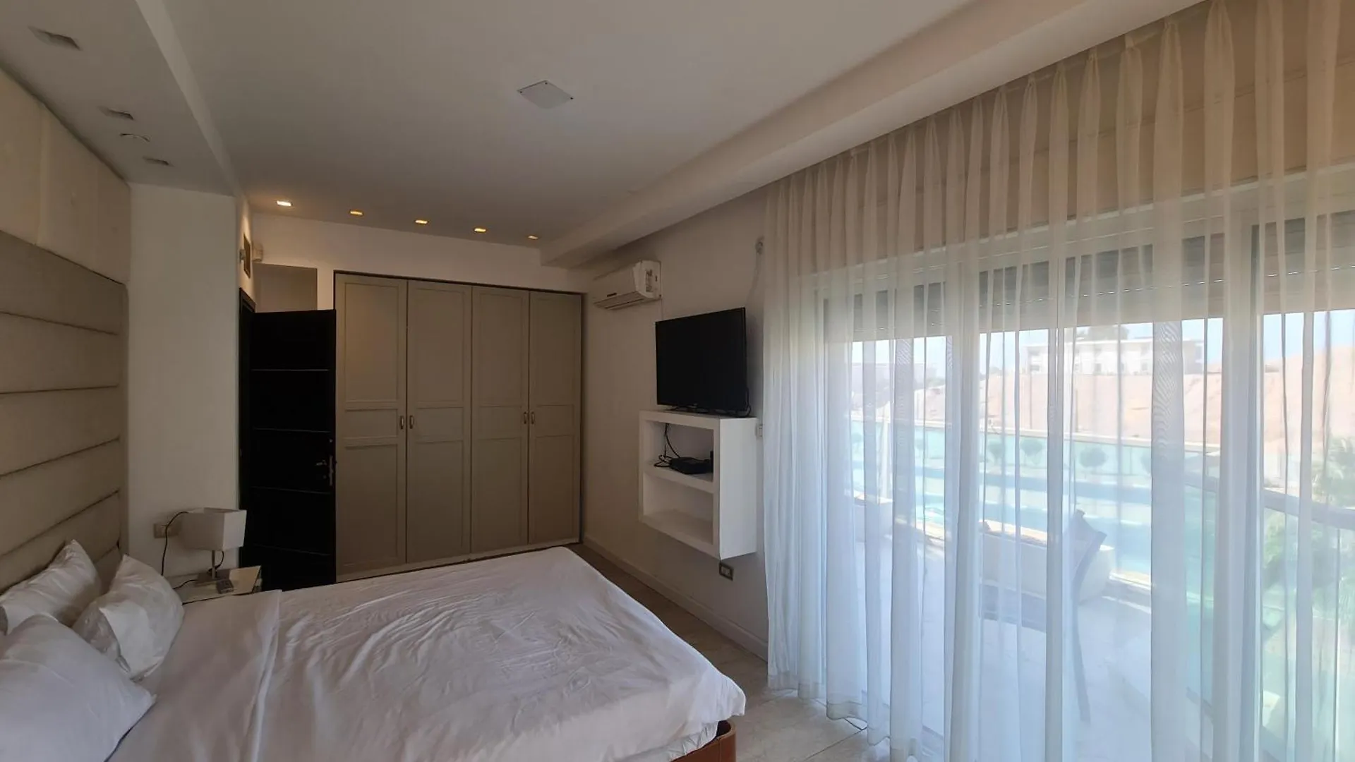 Palmore Top Luxury Penthause With Juccuzi First Line Of The Seaside Apartment Eilat